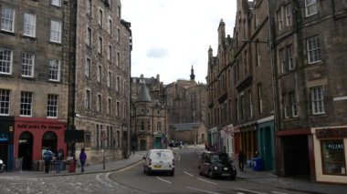 Edinburgh İskoçya 'da Grassmarket trafiği