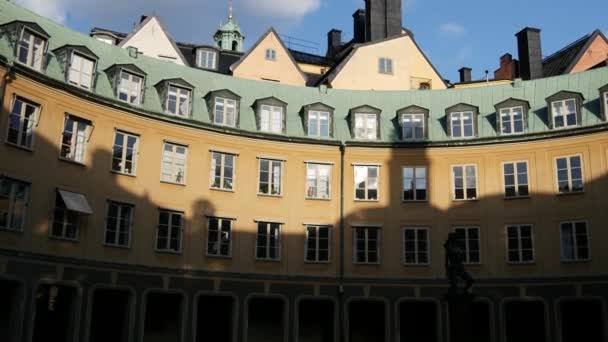 스웨덴감라 스톡홀름에 가옥들의 서클에서 — 비디오