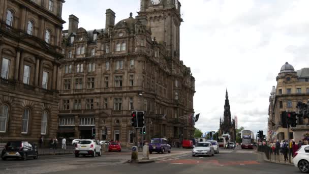 Tráfego Princes Street Edimburgo Escócia — Vídeo de Stock