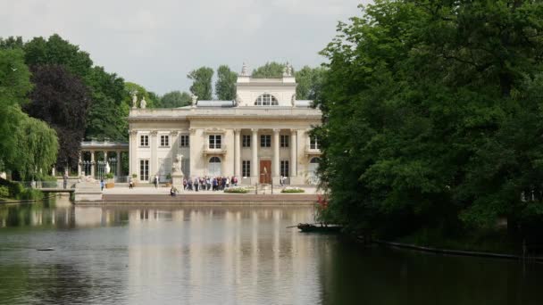 Paleis Aan Het Water Een Park Warschau Polen — Stockvideo