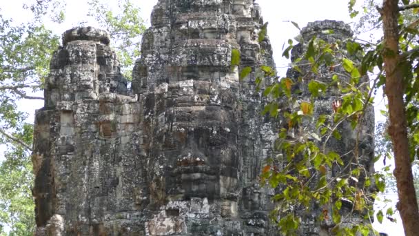 Närbild Från Ansiktet Portarna Vid Angkor Wat Cambodia — Stockvideo