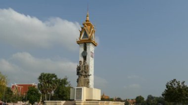 Phnom Penh Kamboçya 'daki Wat Bottom Parkı' nda heykel