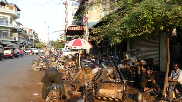 Motorka Autoopravna Ulici Centru Phnom Penh Kambodža — Stock video