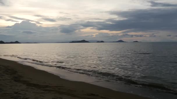 Labuan Bajo Strand Zonsondergang — Stockvideo