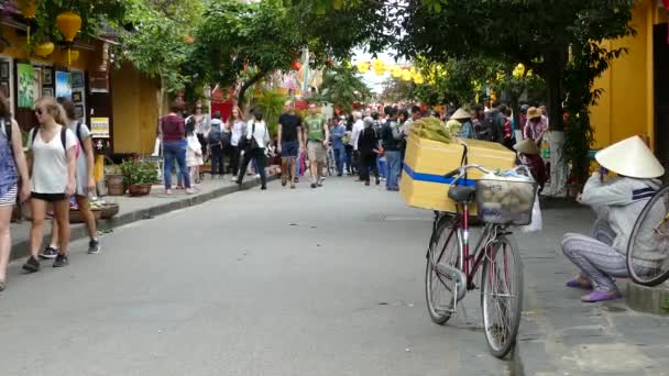 Mass Tourism Old Town Hoi Vietnam — Stock Video