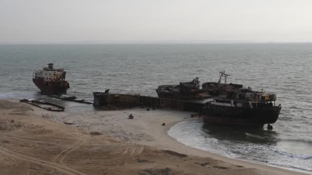 Shipwreck Beach Praia Sarico Angola — Stockvideo