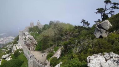 Sintra Portekiz 'de Castelo dos Mouros