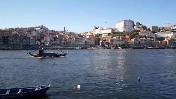 Barca Sul Fiume Douro Porto Portogallo — Video Stock