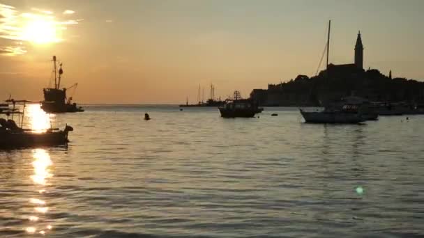 Skyline Rovinj Croacia Durante Puesta Del Sol — Vídeo de stock