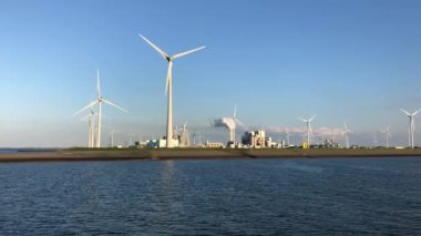 Hollanda, Eemshaven Groningen 'e varış