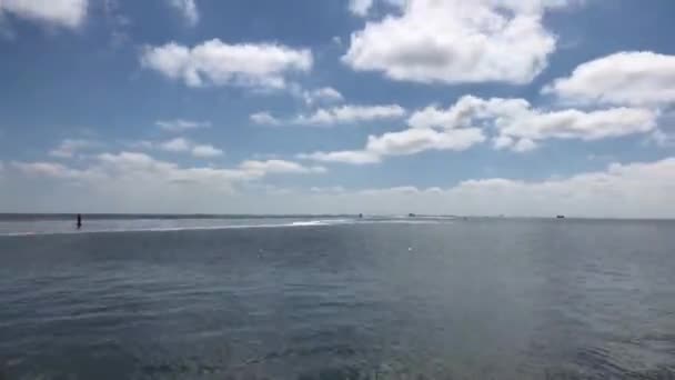 Time Lapse Boats Leaving Entering Harbor Schiermonnikoog Island Friesland Países — Vídeos de Stock