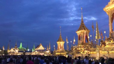 Kraliyet Krematoryumu 'nun merhum Kral Bhumibol Adulyadej için Bangkok Tayland' da sergisi.