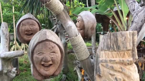 Esculturas Madeira Koh Lanta Tailândia — Vídeo de Stock