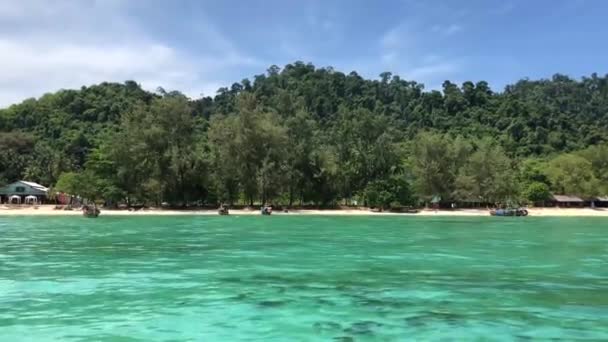 Lasciando Isola Koh Ngai Thailandia — Video Stock