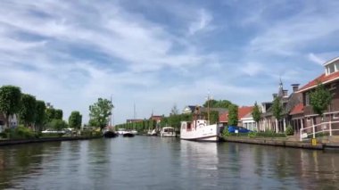 IJlst 'teki Kanal, Friesland Hollanda