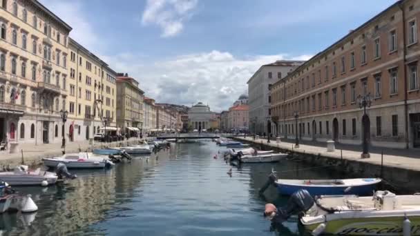 トリエステのポンテ ロッソからの時間経過イタリア — ストック動画