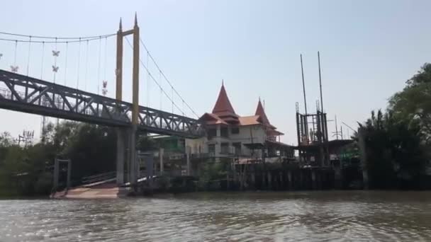 Passerar Bro Vid Phra Samut Chedi Distriktet Samut Prakan Thailand — Stockvideo
