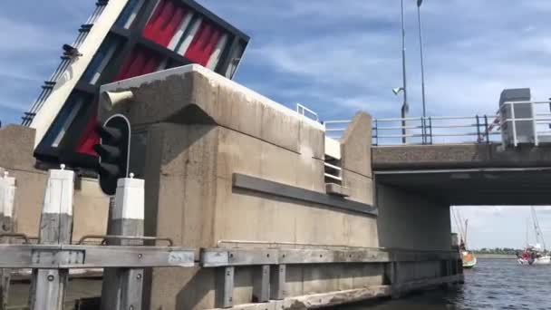 Ponte Aperto Barche Canale Frisia Paesi Bassi — Video Stock