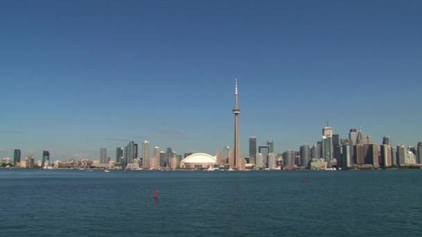 Skyline Toronto Από Ένα Πλοίο Οντάριο Καναδάς — Αρχείο Βίντεο