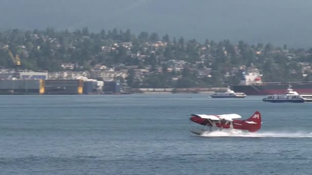Avião Flutuante Decolando Porto Vancouver Colúmbia Britânica Canadá — Vídeo de Stock