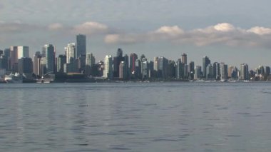 Skyline Vancouver, British Columbia, Kanada hızla uzaklaşır
