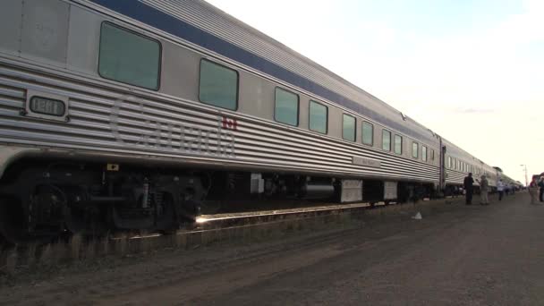 Θέα Από Ένα Τρένο Που Πηγαίνει Από Τορόντο Προς Βανκούβερ — Αρχείο Βίντεο