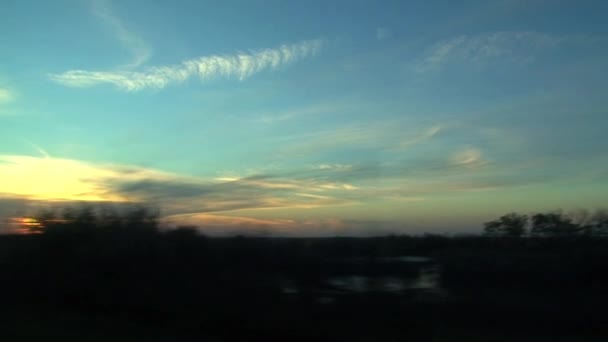 トロントからバンクーバー カナダへの列車ツアー中の日没の景色 — ストック動画