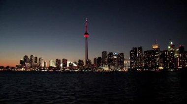 Gece CN Kulesi, Toronto, Kanada