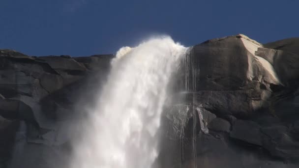 Chiudere Cascata Massiccia — Video Stock