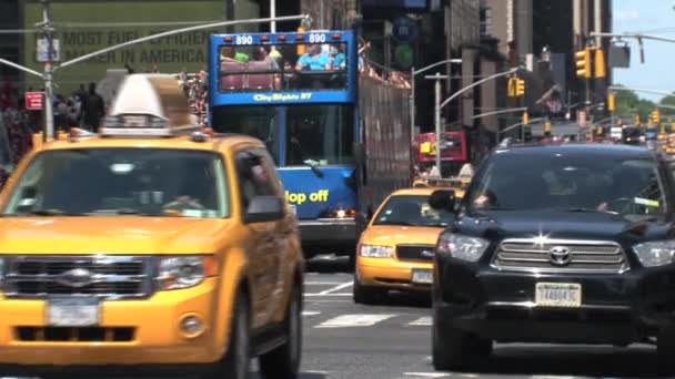 Tráfico Times Square Ciudad Nueva York — Vídeo de stock