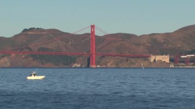 Golden Gate Köprüsü yakınlaştır