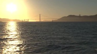 Golden Gate Köprüsü Günbatımı