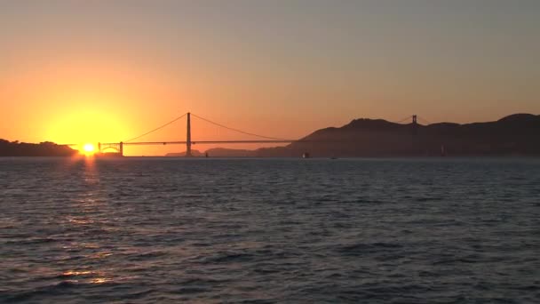 Golden Gate Bron Solnedgång — Stockvideo