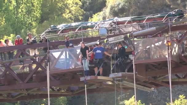 Queenstown Yeni Zelanda Bungy Jumping — Stok video