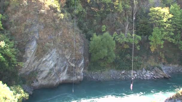 Bungy Jumping Queenstown Nova Zelândia — Vídeo de Stock