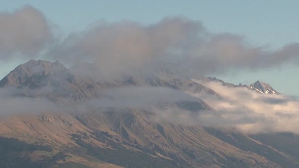 Mountain Zoom Out Στο Νότιο Νησί Της Νέας Ζηλανδίας — Αρχείο Βίντεο