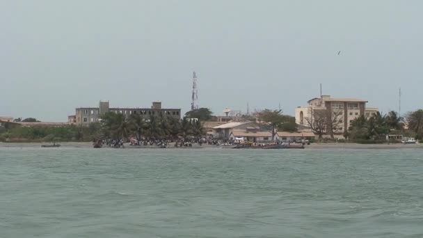 Gâmbia Ferry Velho Banjul Para Barra 2013 — Vídeo de Stock