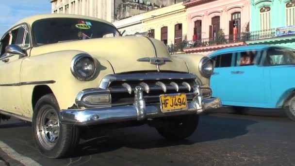 Coches Clásicos Centro Habana Cuba — Vídeos de Stock