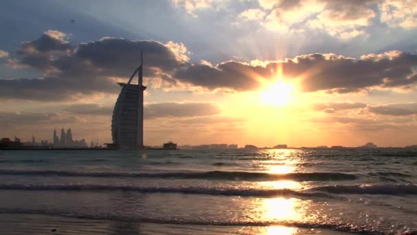 Zachód Słońca Burj Arab Hotel Dubaj — Wideo stockowe