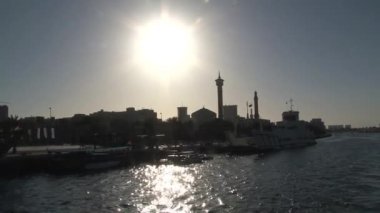 Günbatımı Yolu, Dubai Birleşik Arap Emirlikleri