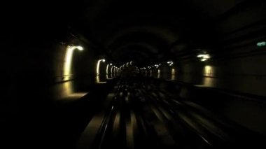 Dubai Birleşik Arap Emirlikleri 'nde gökyüzü treni