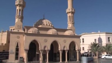 Dubai 'de otobüs turu