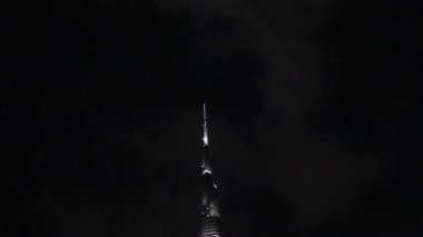 Burj Khalifa eğik atış, Dubai