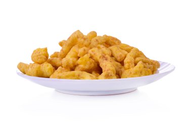 Atıştırmalık beyaz arkaplanda izole edildi