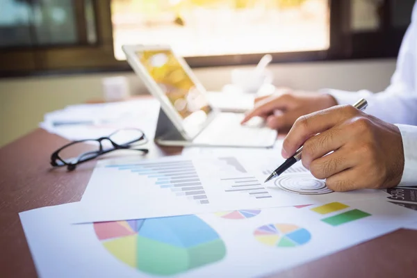 Resepsiyon ofis iş, iş kavramı için çalışmaya işadamı