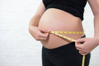 Hamile kadın önlemler göbek çevresi