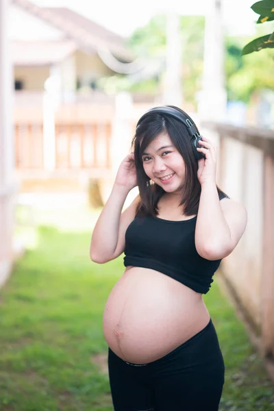 Retrato Mujer Embarazada Asiática — Foto de Stock