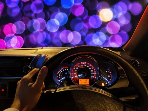 Geceleri, bokeh renk araba