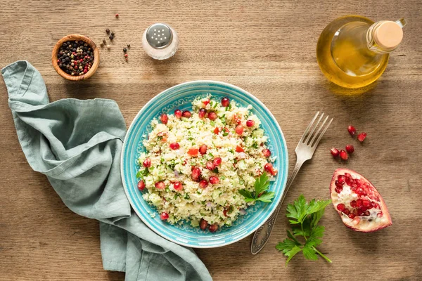 Vegetarian Arabic Couscous Salad Tabbouleh Pomegranate Seeds Parsley Olive Oil — Stock Photo, Image