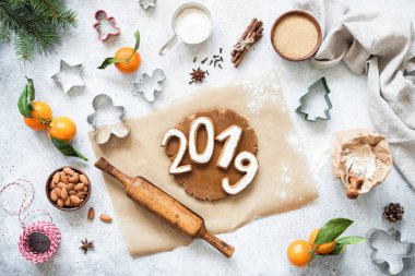 gingerbread çerezleri fırın yeni yıl 2019 numaraları